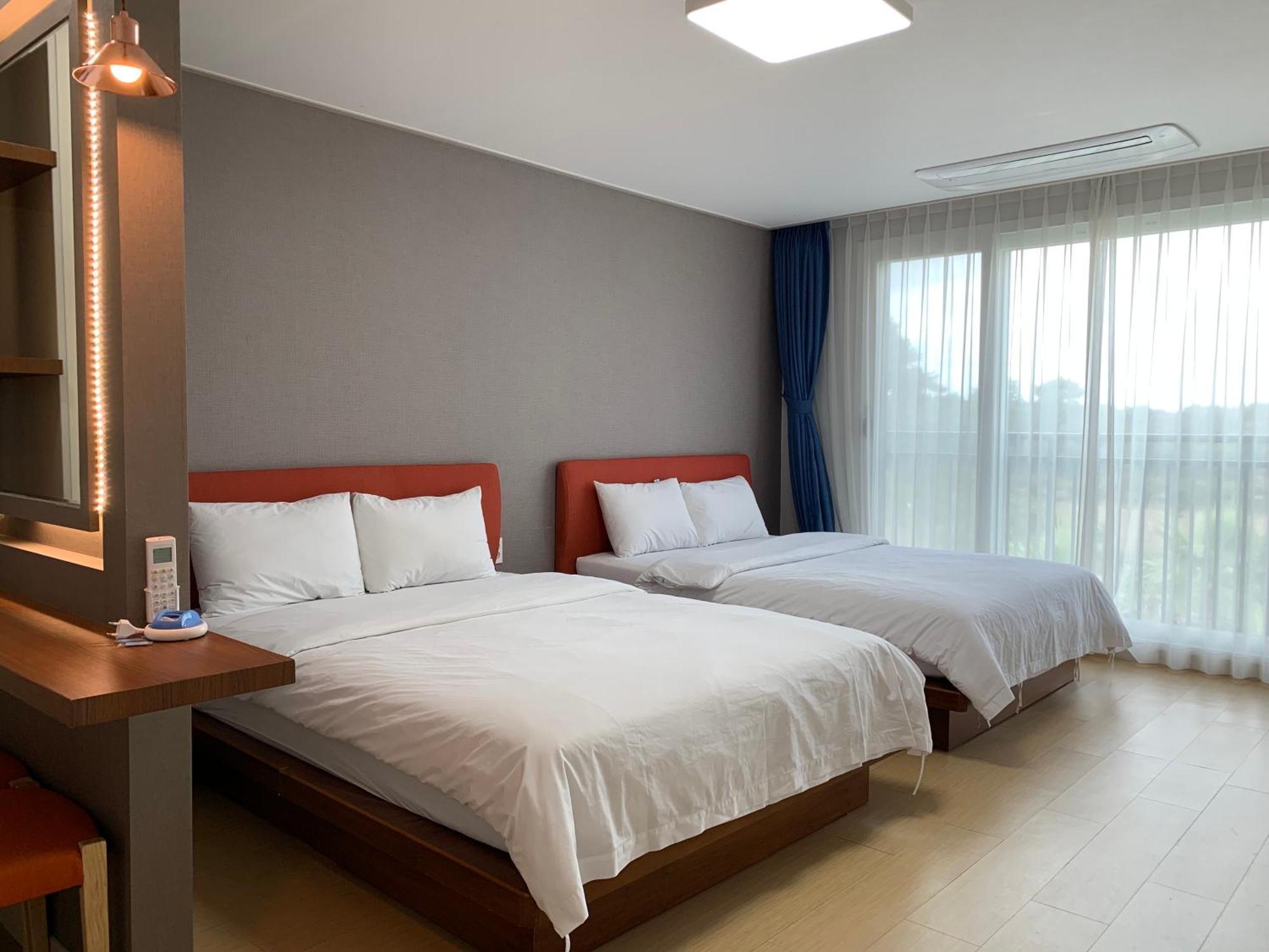 Ocean Square Resort Seogwipo Zimmer foto